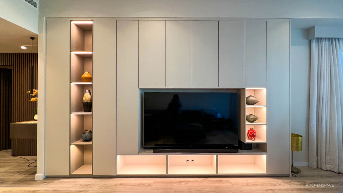 Luxurious Neutral Kitchen